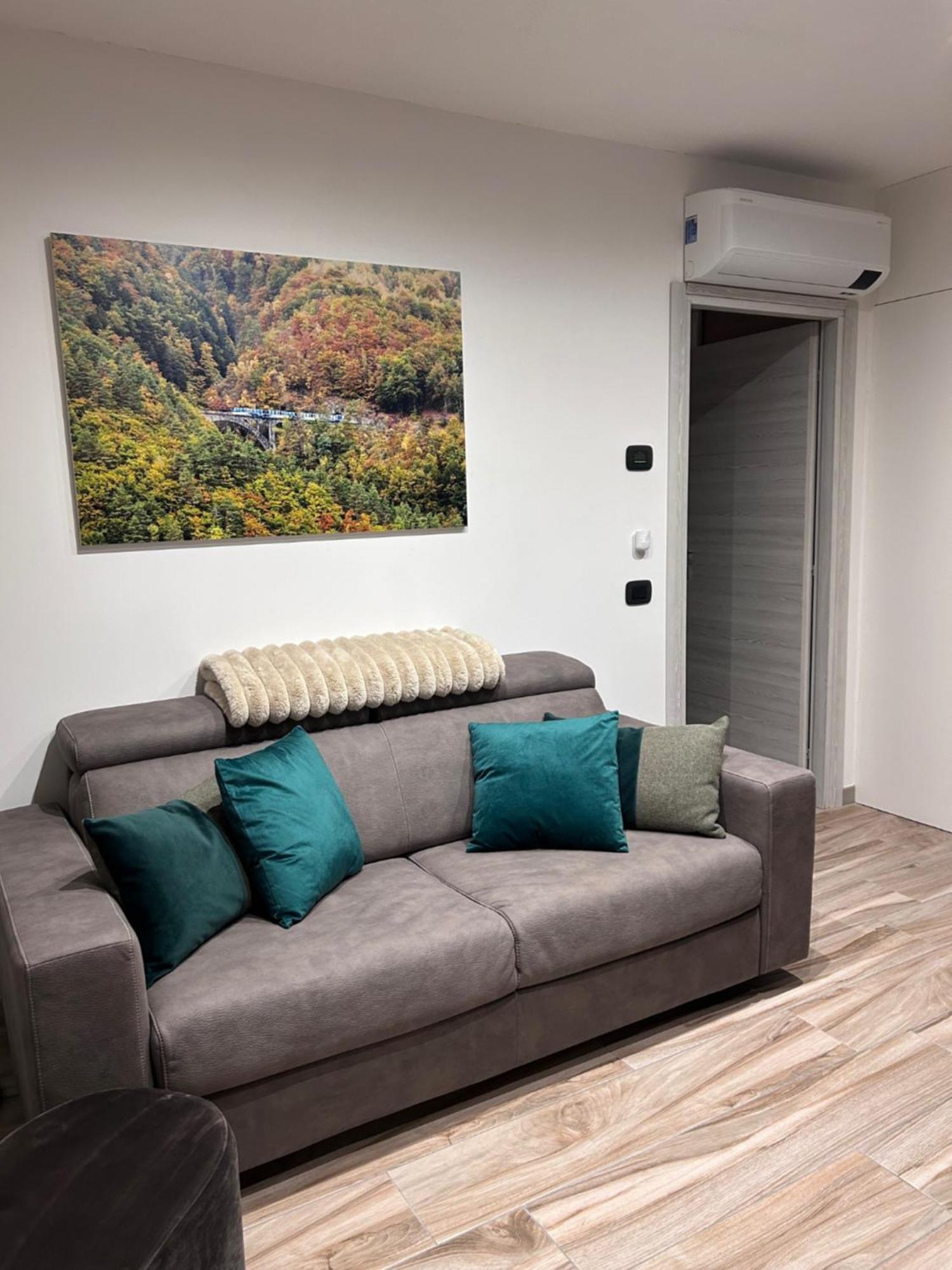 Lakes And Mountains Magic Holiday House Omegna Esterno foto